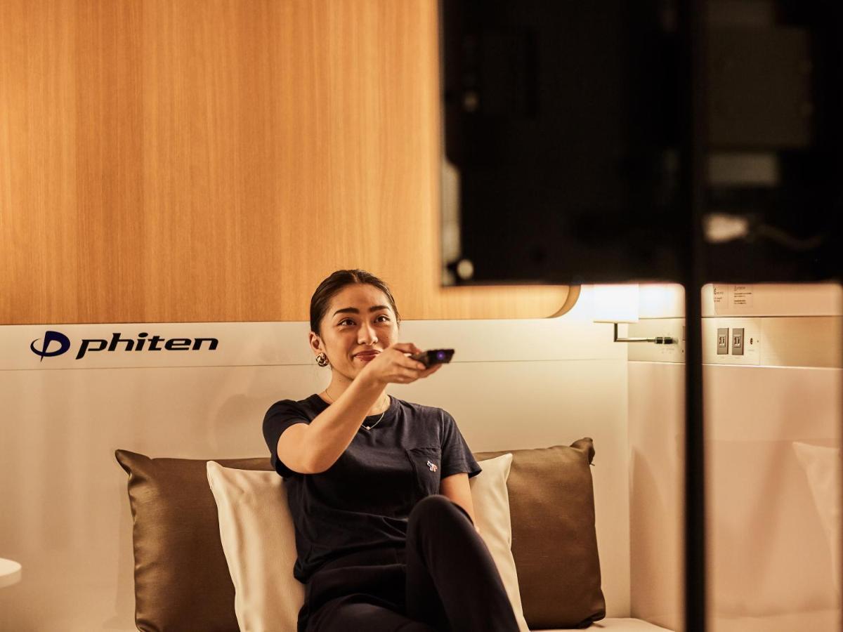 First Cabin Nishi Umeda Osaka Luaran gambar